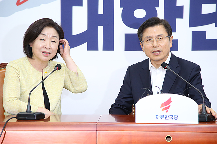 제목 노출 영역입니다 이미지