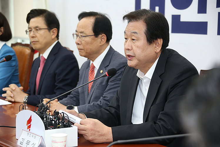 제목 노출 영역입니다 이미지