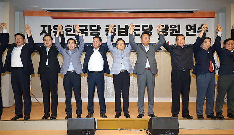 제목 노출 영역입니다 이미지