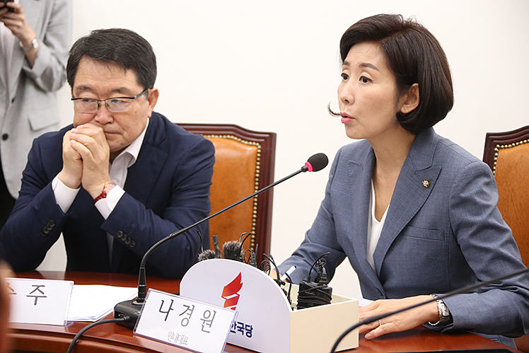 제목 노출 영역입니다 이미지
