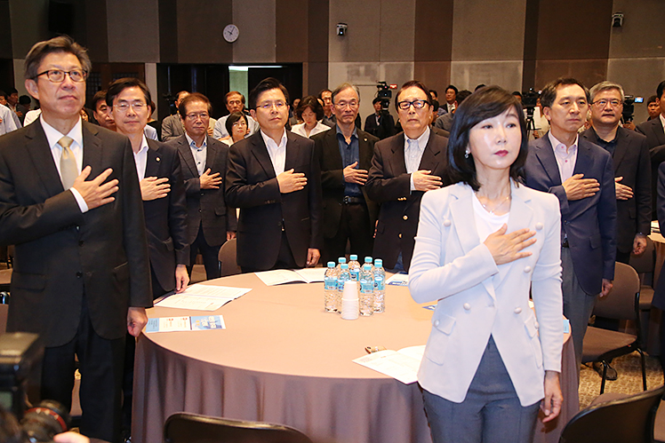 제목 노출 영역입니다 이미지