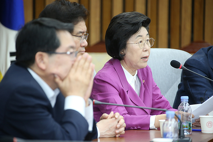 제목 노출 영역입니다 이미지