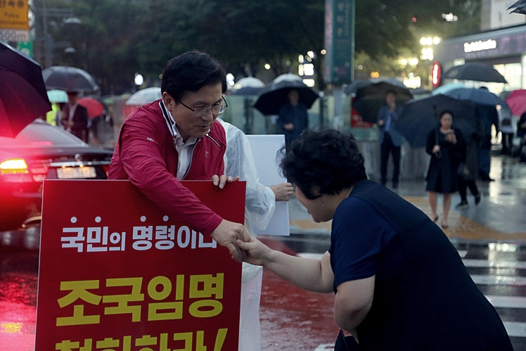 제목 노출 영역입니다 이미지