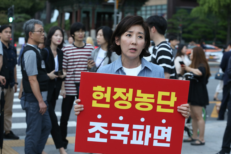 제목 노출 영역입니다 이미지