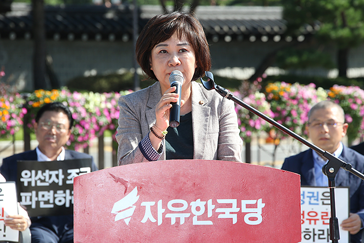 제목 노출 영역입니다 이미지