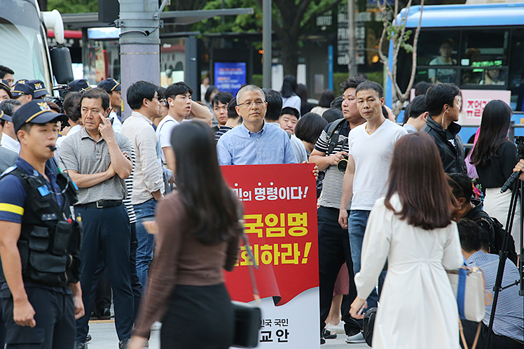 제목 노출 영역입니다 이미지