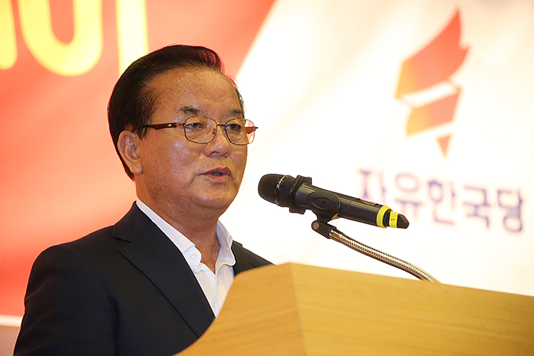 제목 노출 영역입니다 이미지