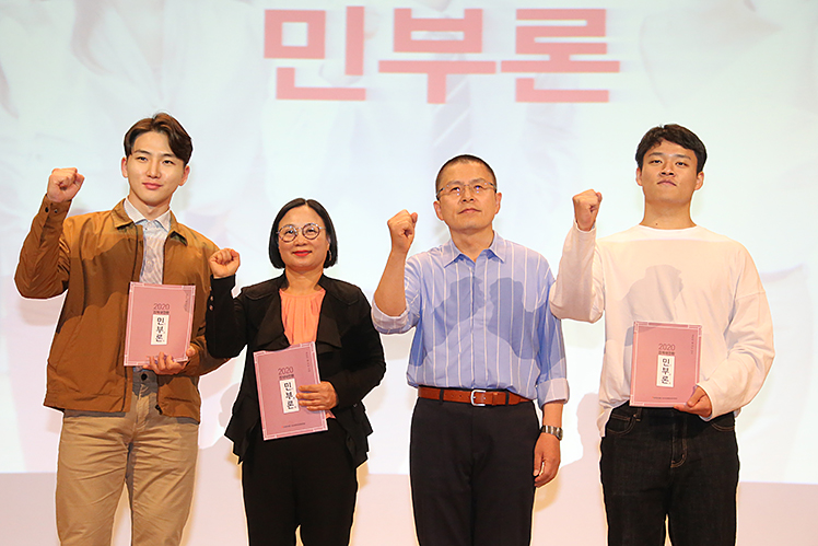 제목 노출 영역입니다 이미지