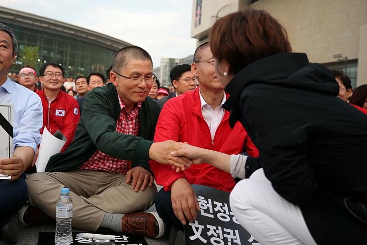 제목 노출 영역입니다 이미지