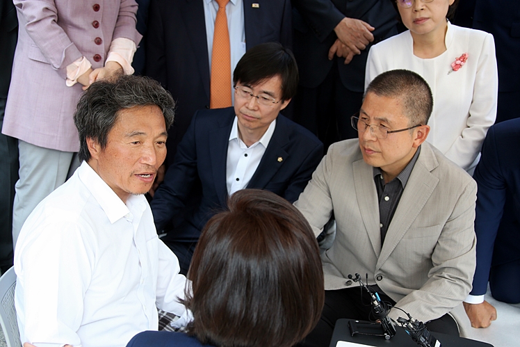 제목 노출 영역입니다 이미지