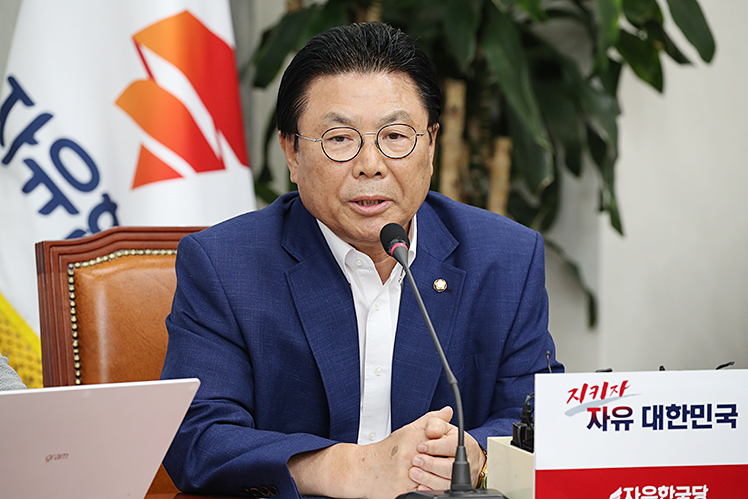 제목 노출 영역입니다 이미지