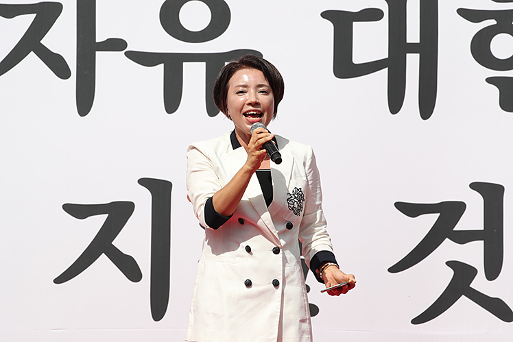 제목 노출 영역입니다 이미지
