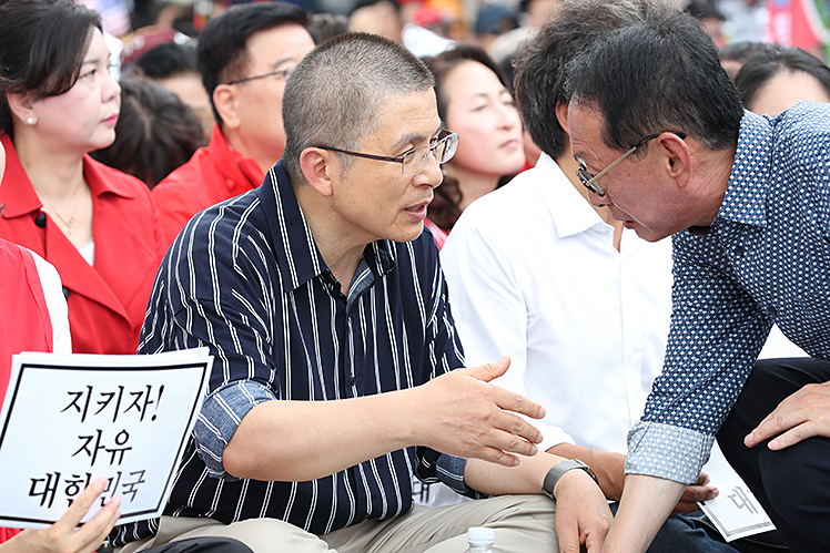 제목 노출 영역입니다 이미지