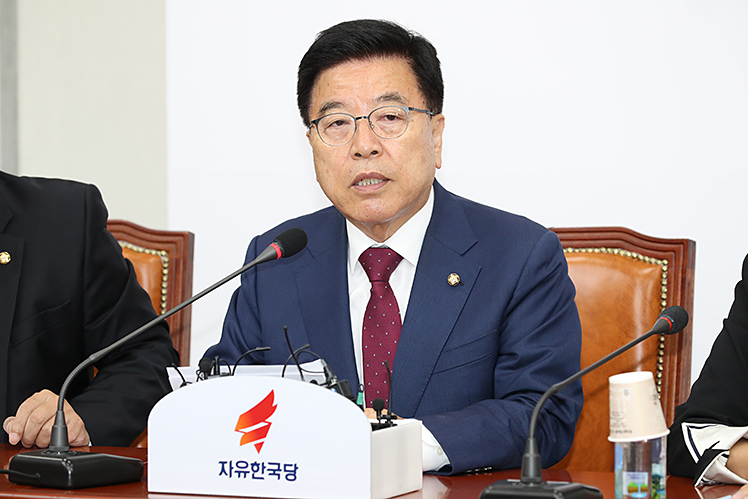 제목 노출 영역입니다 이미지