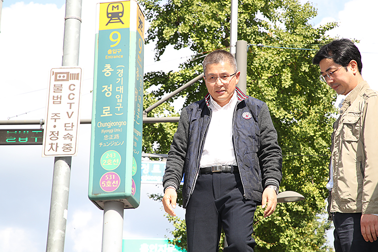 제목 노출 영역입니다 이미지