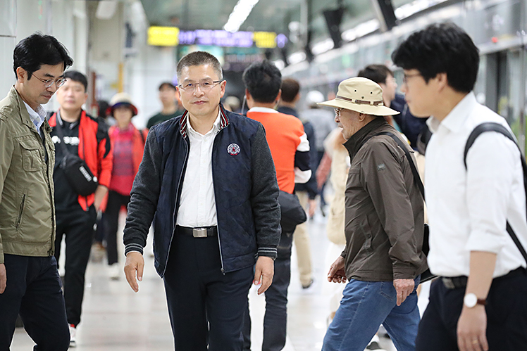 제목 노출 영역입니다 이미지