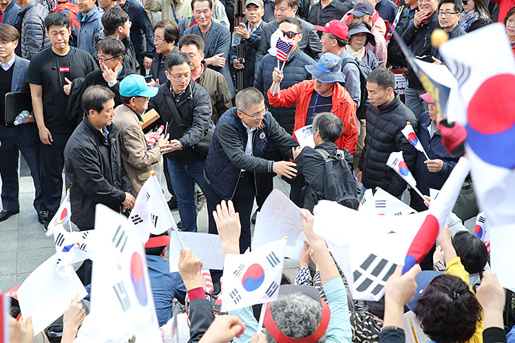 제목 노출 영역입니다 이미지