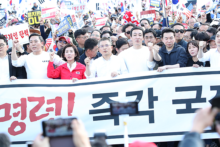 제목 노출 영역입니다 이미지
