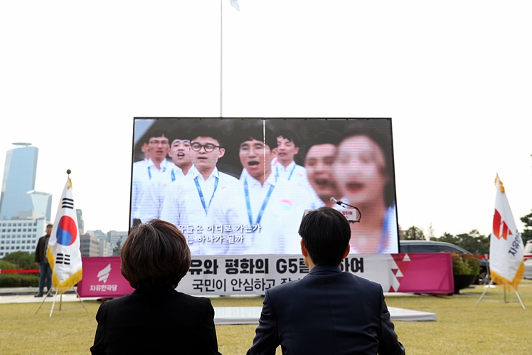 제목 노출 영역입니다 이미지