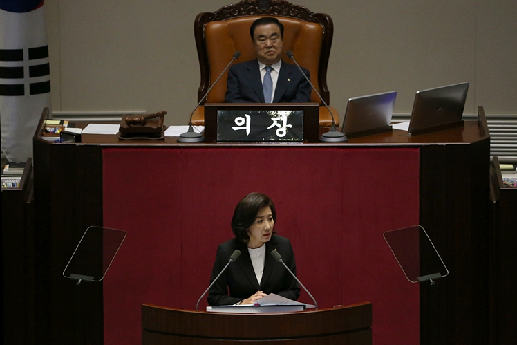 제목 노출 영역입니다 이미지