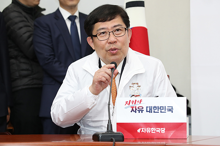 제목 노출 영역입니다 이미지