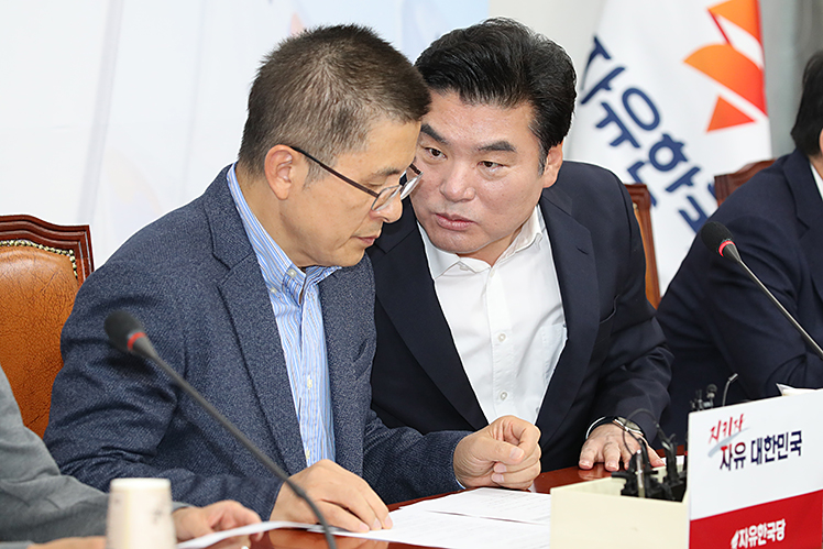 제목 노출 영역입니다 이미지