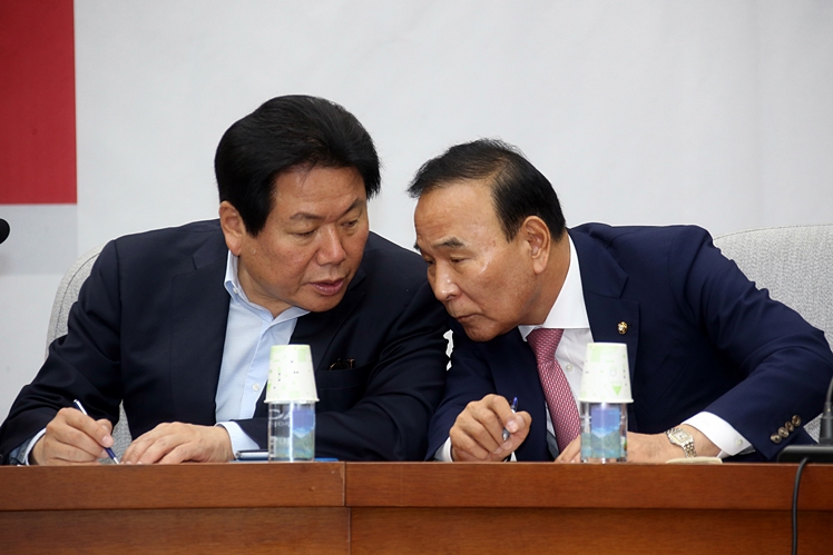제목 노출 영역입니다 이미지