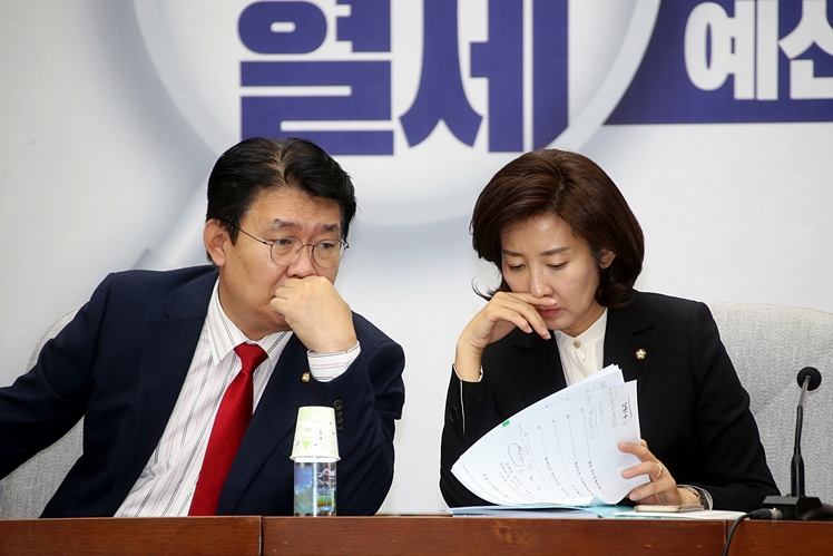제목 노출 영역입니다 이미지