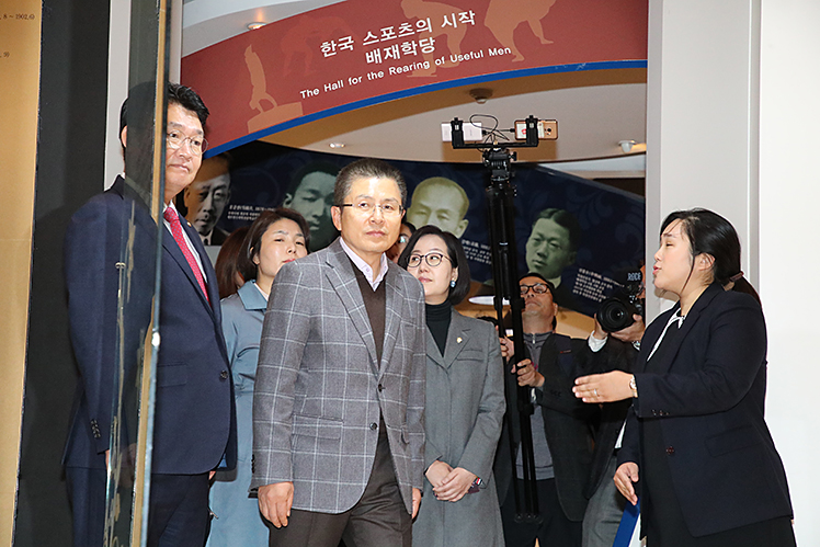 제목 노출 영역입니다 이미지
