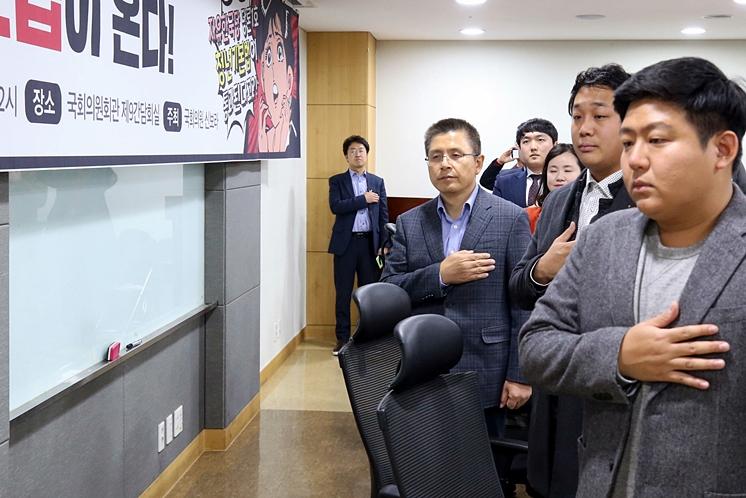 제목 노출 영역입니다 이미지