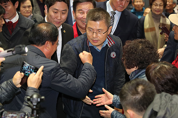 제목 노출 영역입니다 이미지