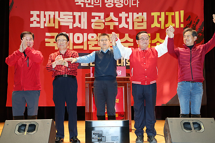 제목 노출 영역입니다 이미지