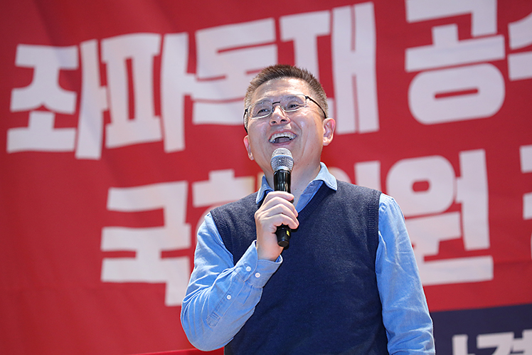 제목 노출 영역입니다 이미지