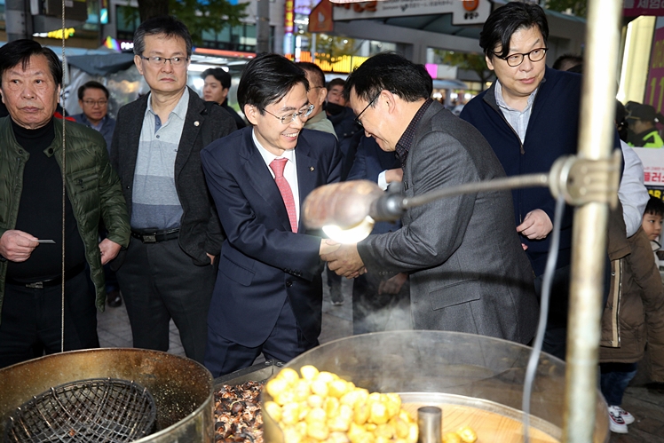 제목 노출 영역입니다 이미지
