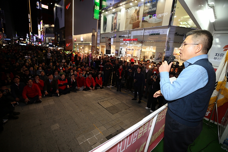 제목 노출 영역입니다 이미지