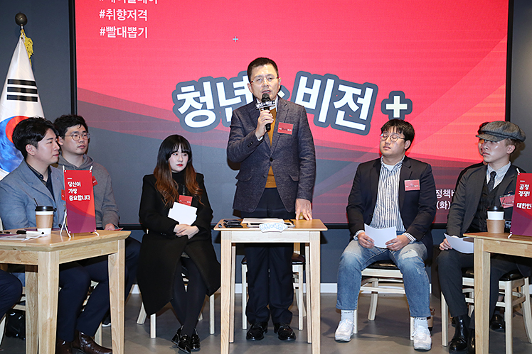 제목 노출 영역입니다 이미지