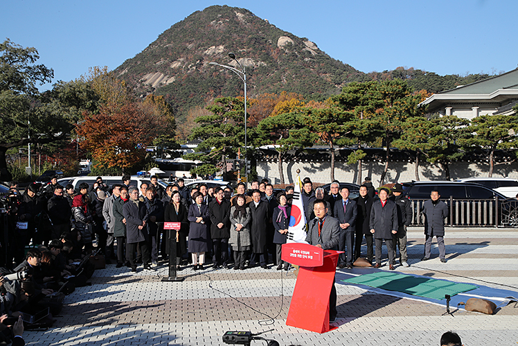 제목 노출 영역입니다 이미지