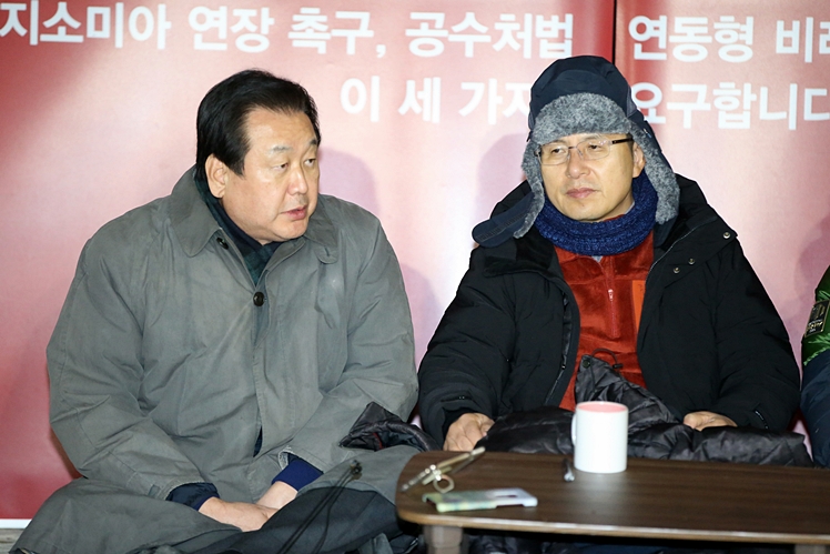 제목 노출 영역입니다 이미지
