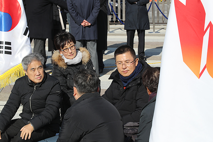 제목 노출 영역입니다 이미지