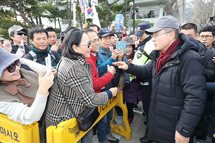 제목 노출 영역입니다 이미지