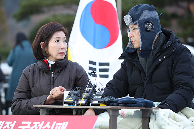 제목 노출 영역입니다 이미지