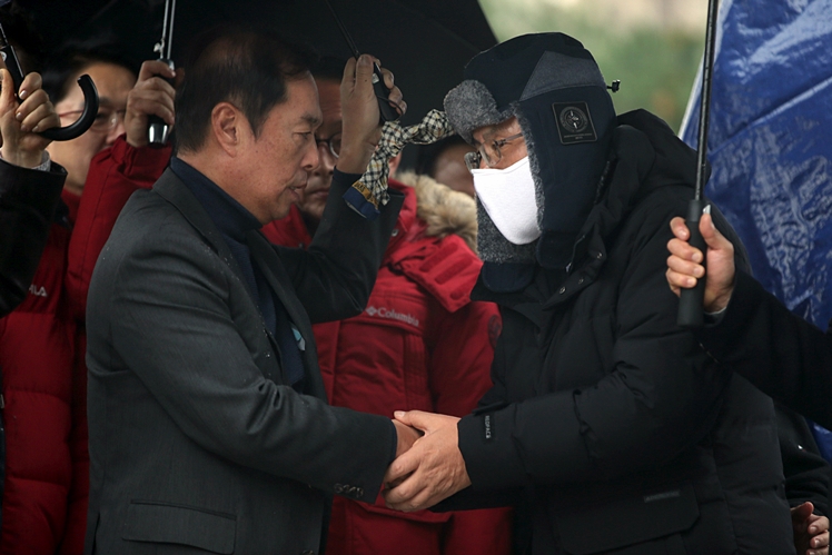 제목 노출 영역입니다 이미지