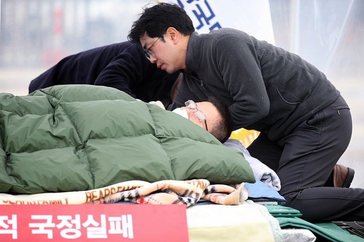 제목 노출 영역입니다 이미지