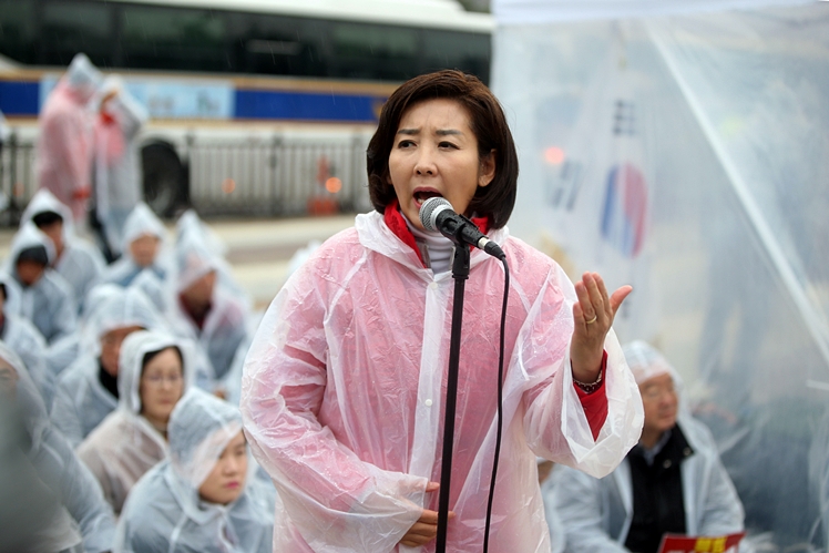 제목 노출 영역입니다 이미지