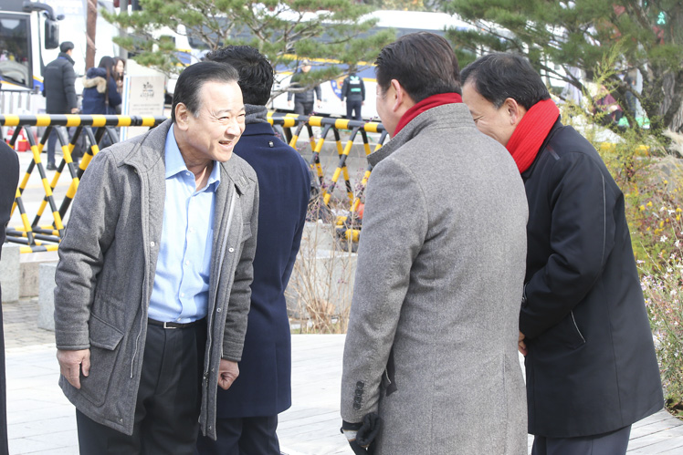 제목 노출 영역입니다 이미지