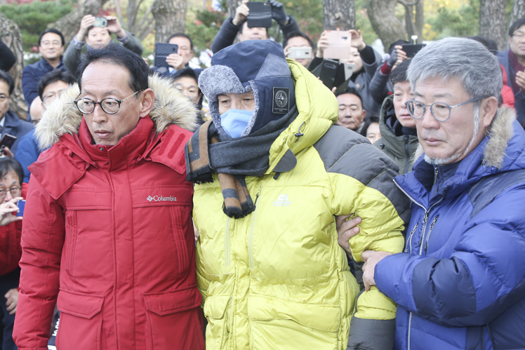 제목 노출 영역입니다 이미지