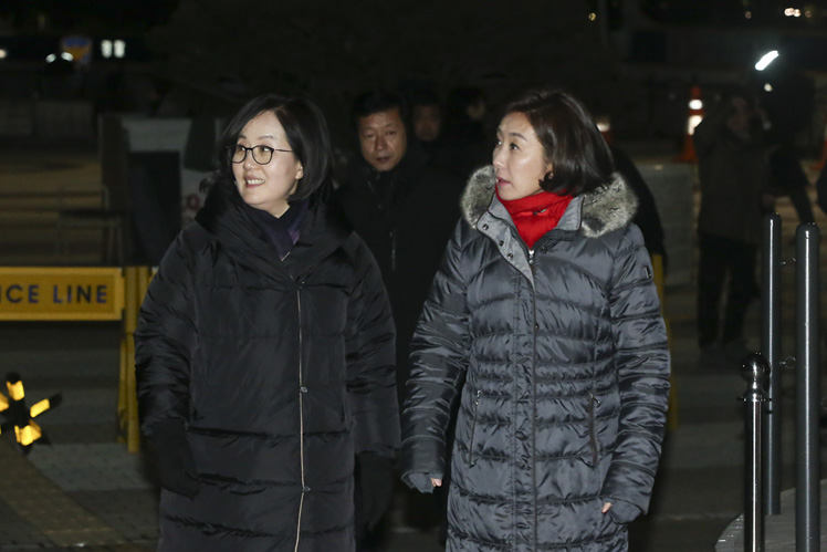 제목 노출 영역입니다 이미지