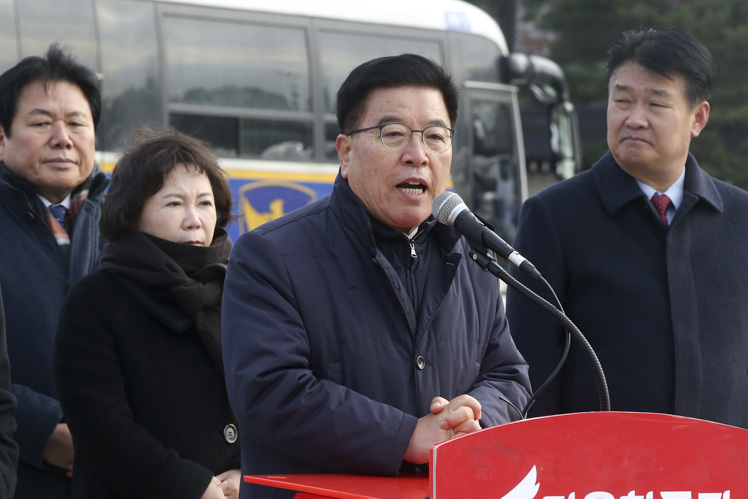 제목 노출 영역입니다 이미지
