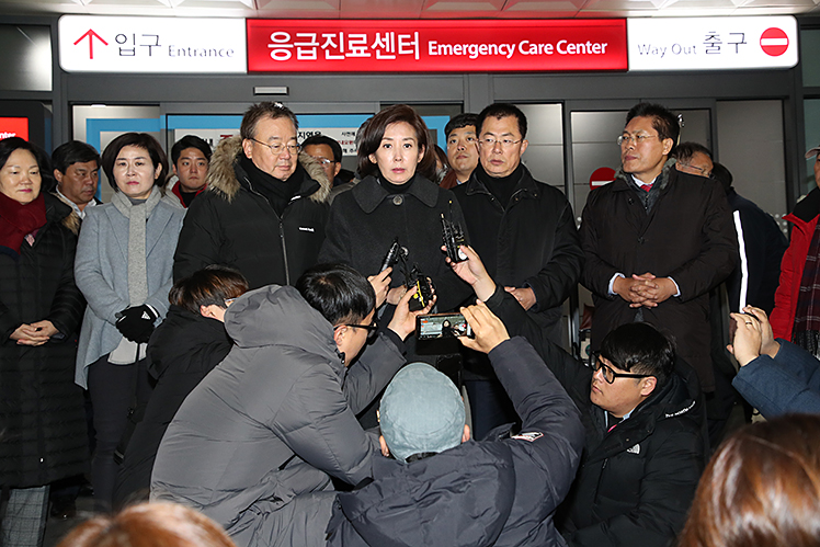 제목 노출 영역입니다 이미지