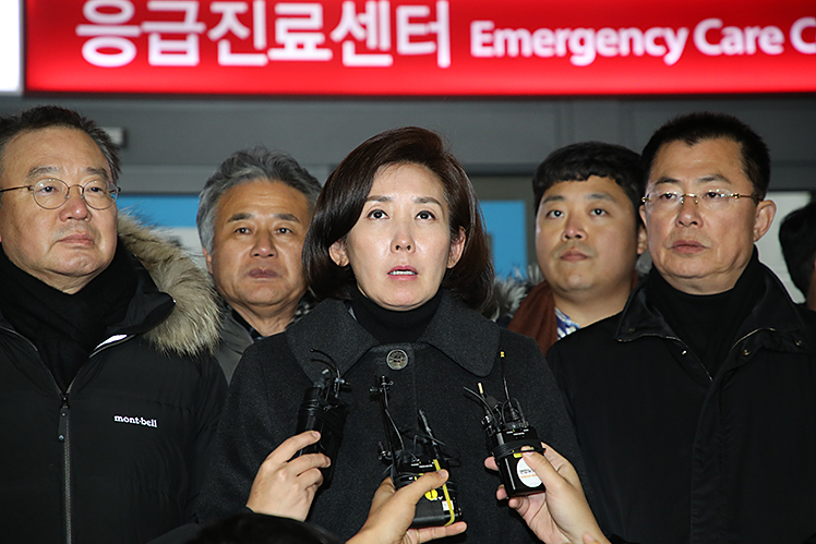 제목 노출 영역입니다 이미지